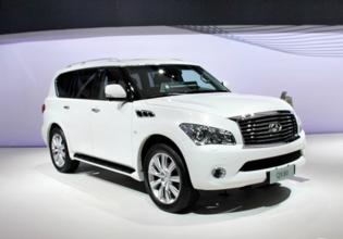 2013ӢQX80.jpg